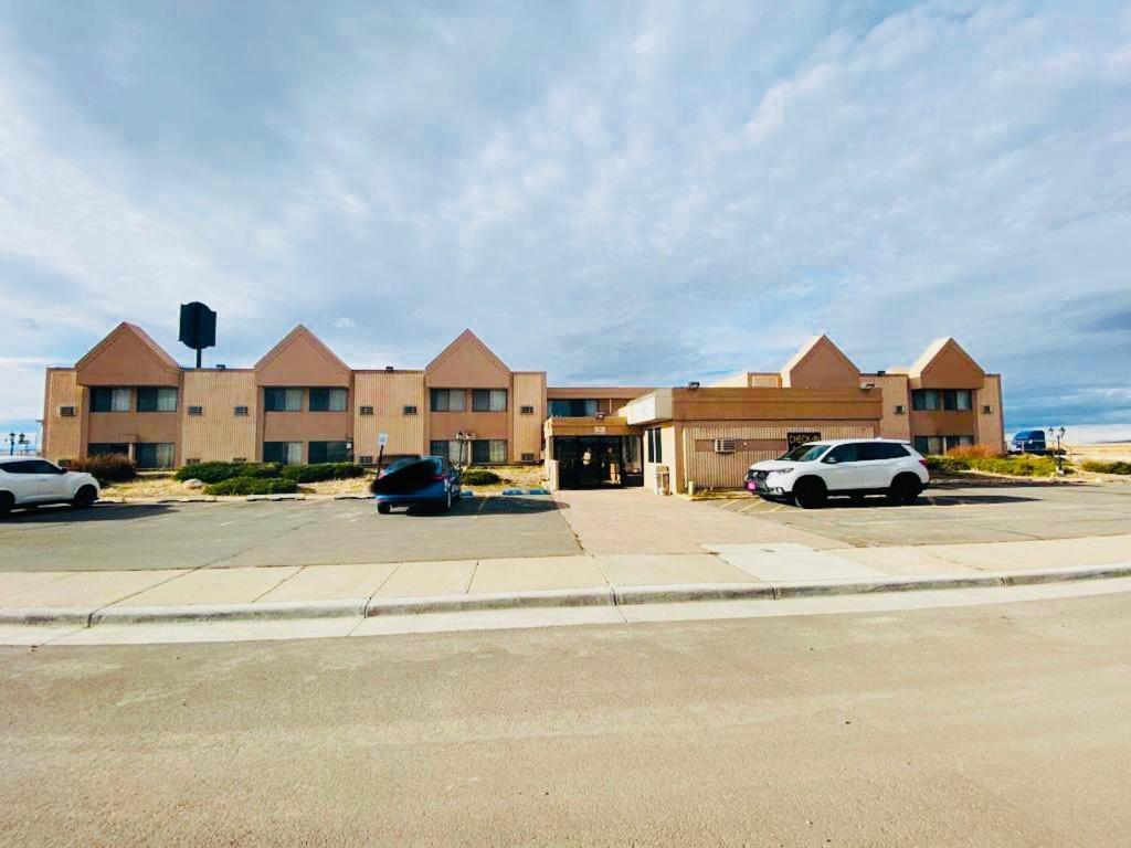 Super 8 By Wyndham Laramie Hotel Buitenkant foto